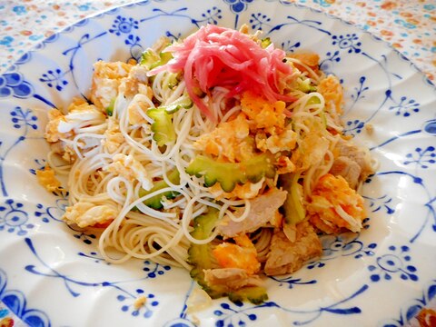 ツナとゴーヤ、炒り卵のそうめんチャンプルー